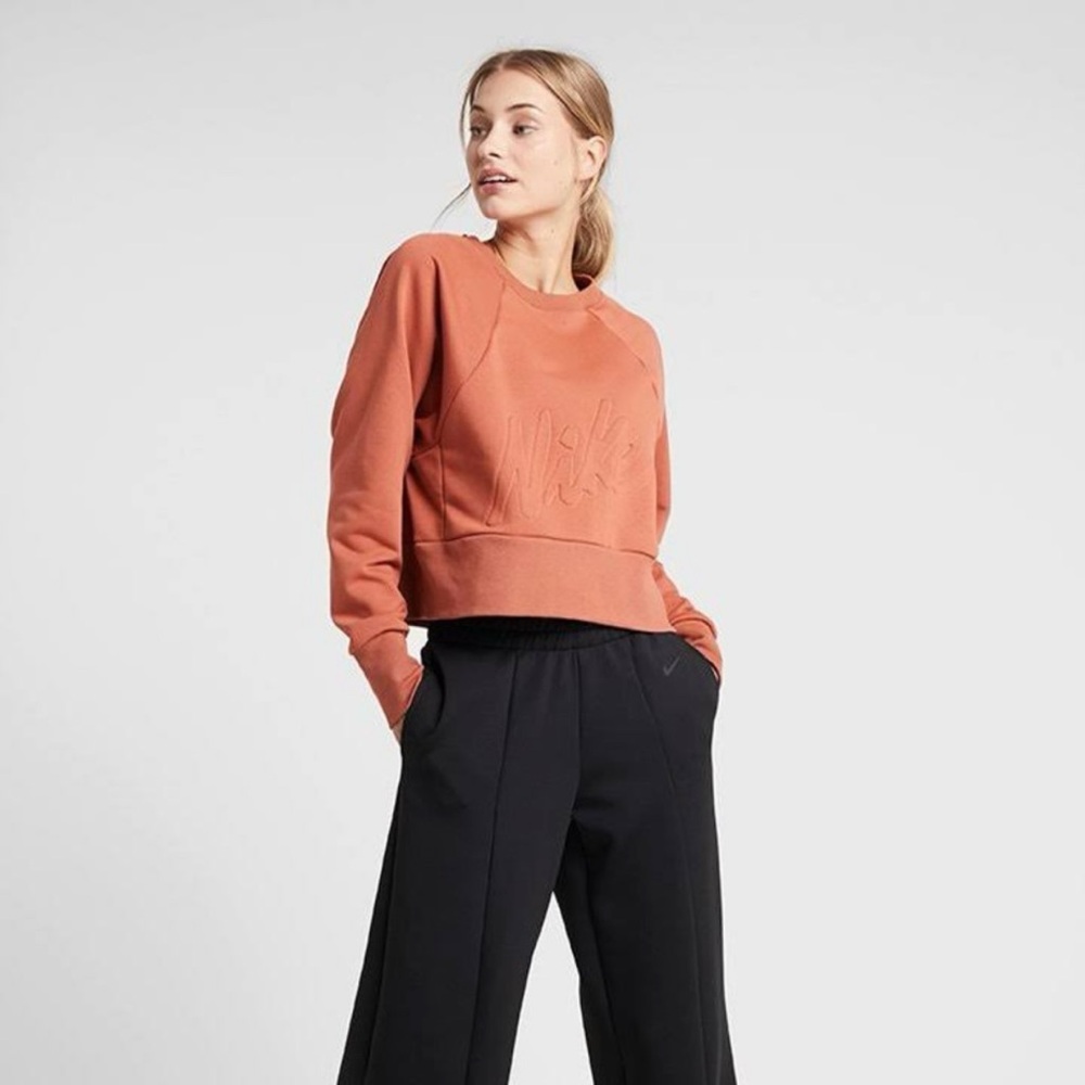 Nike sweatshirt crop dry fit, medium